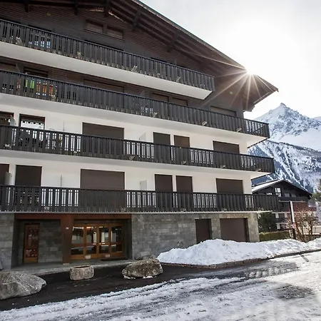 Du Brevent - Mont-blanc Village * شامونكس