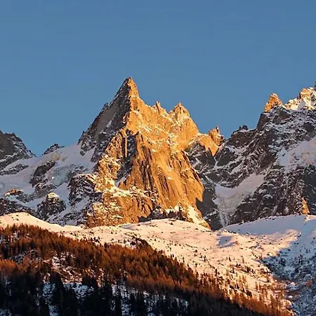 Du Brevent - Mont-blanc Village * شامونكس